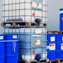 01-tiquetagem-tambores-quimicos-750x461 01-tiquetagem-tambores-quimicos-750x461